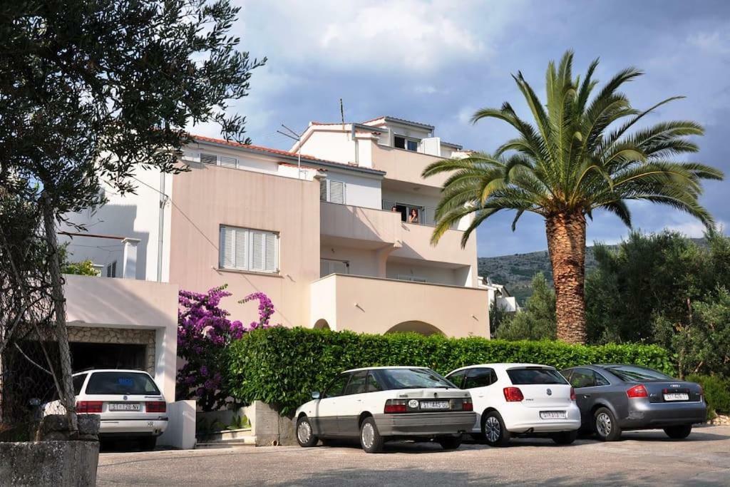 Joeduplex Seeview Podstrana Bagian luar foto